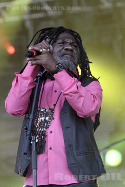 WINSTON MCANUFF - 2010-06-25 - PARIS - Hippodrome de Longchamp - 